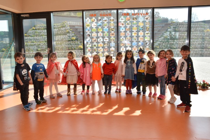 100 happy days in Kultur Kindergarten...