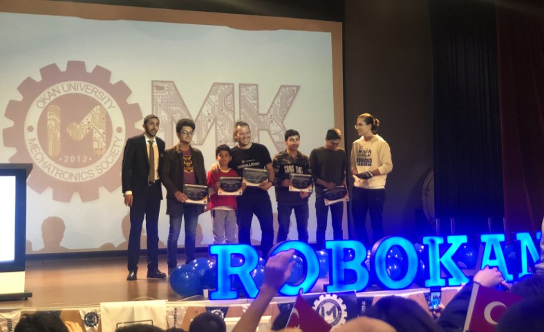 "Robolution" Ekibi Robokan'dan "Onur Ödülü" İle Ayrıldı. 