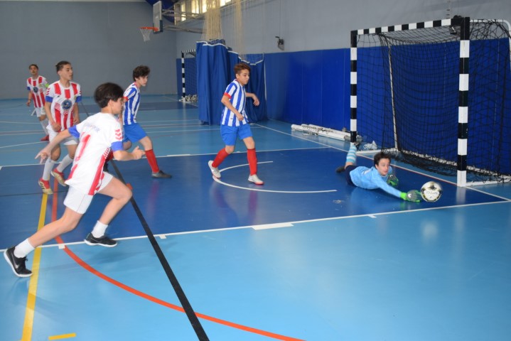 Futsal Takımından 1. lik Kupası...