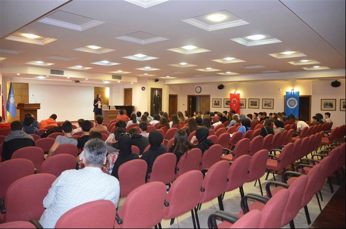 12. Sınıflar Ankara ‘daki Üniversiteleri Ziyaret Etti...
