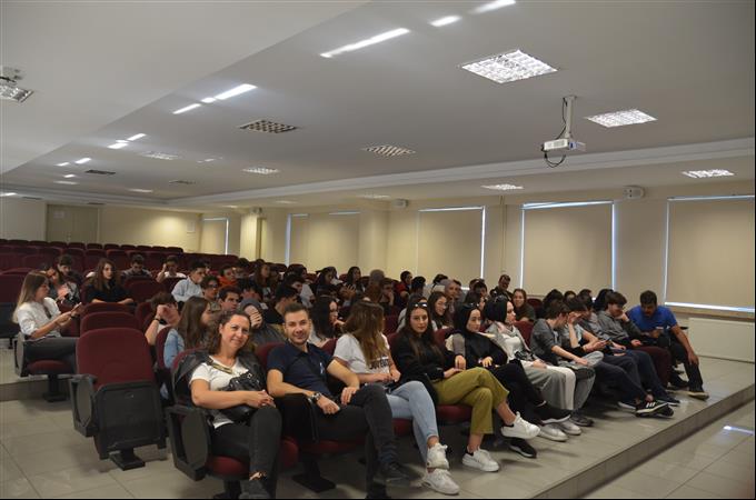 12. Sınıflar Ankara ‘daki Üniversiteleri Ziyaret Etti...