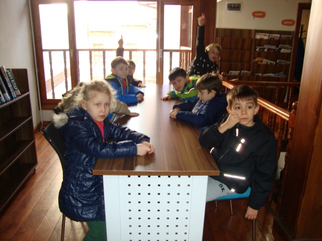 1.Sınıflar Misi Çocuk Kütüphanesi’nde…