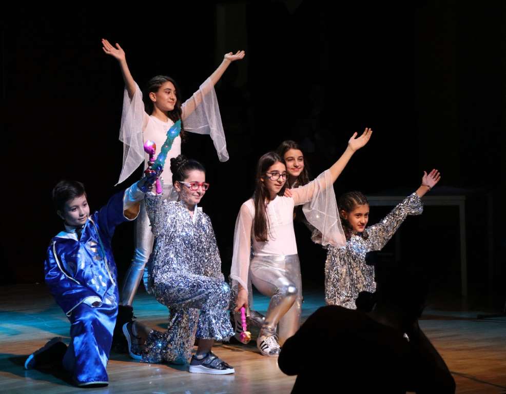 Türkiye’den Broadway’e 6 Dilde Kültür Müzikali…