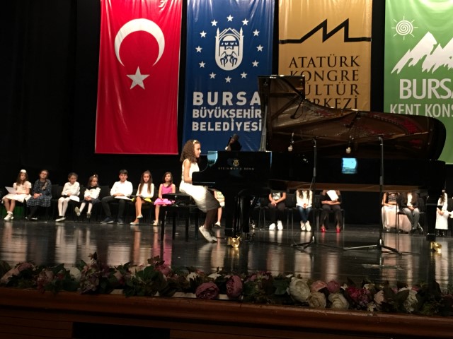 Kültürlü Öğrenciler 9. Ulusal Piyano Günleri'nde...